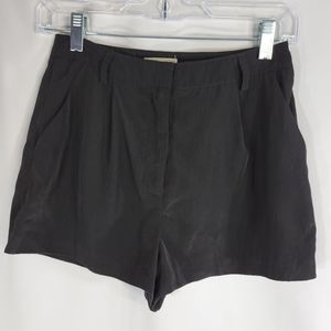 Kirra Black Silky Feel Shorts w/Pockets & Belt Loops Size Small